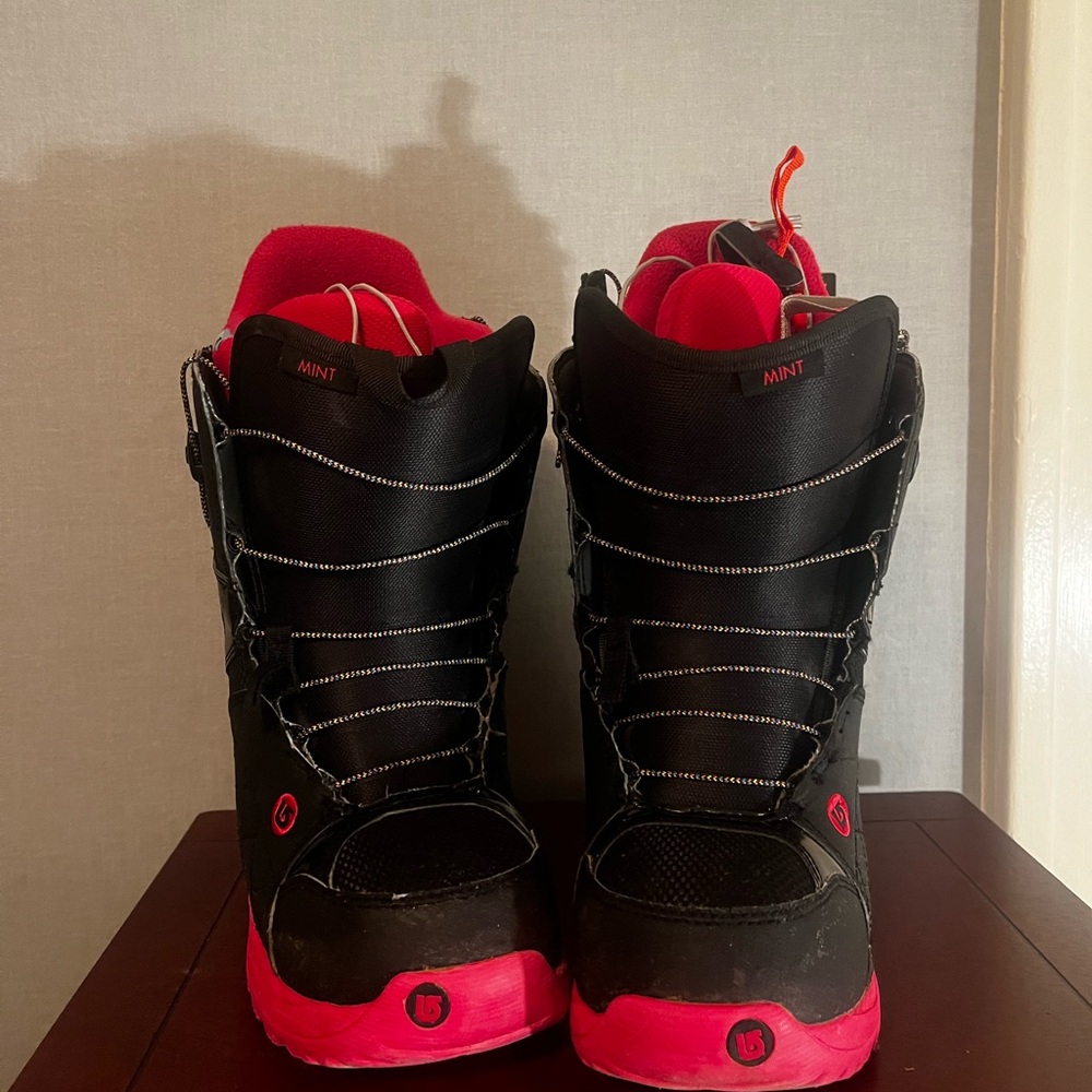 Womens Mint Burton Snowboard Boots